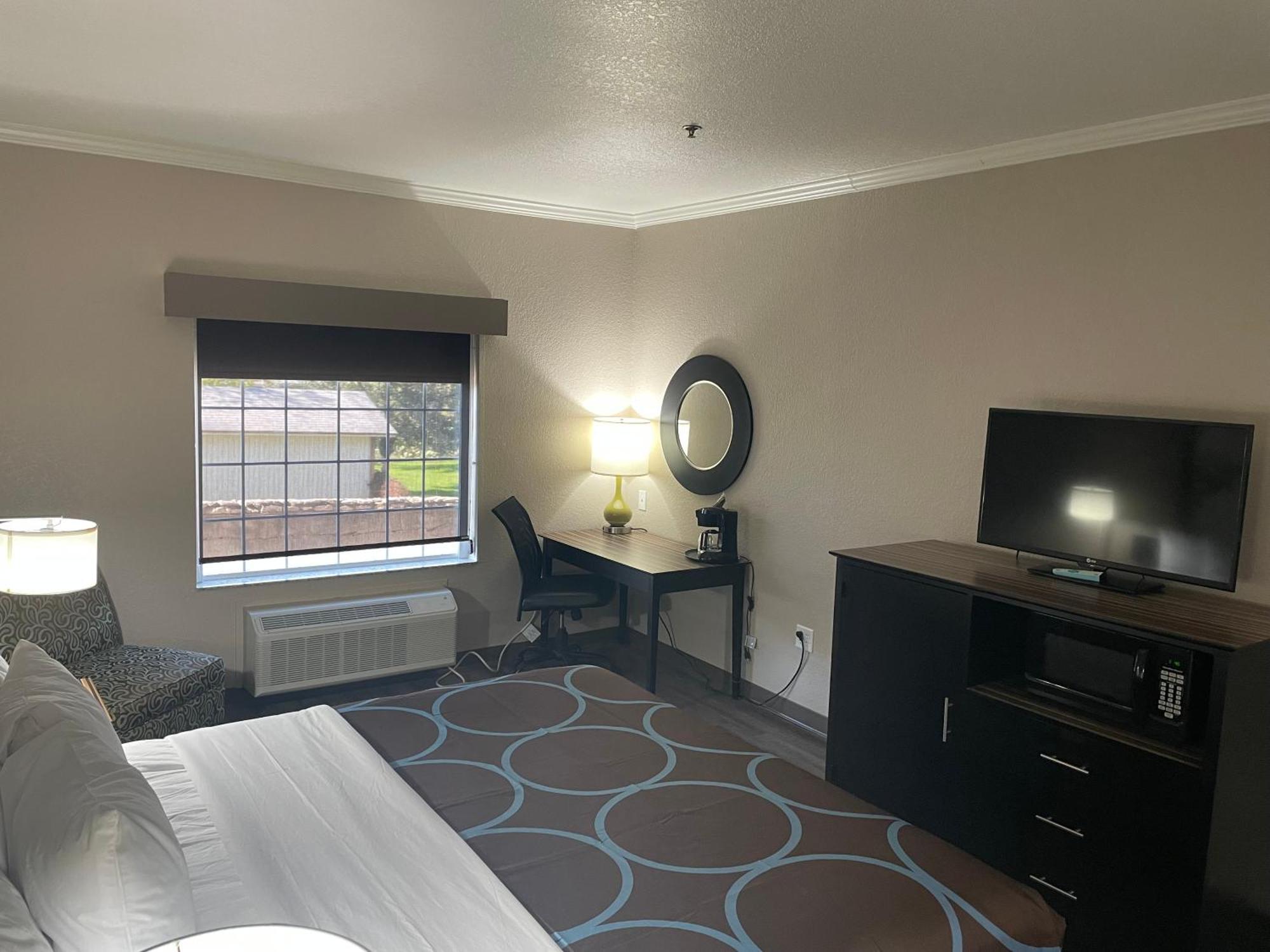 Super 8 By Wyndham San Antonio/Alamodome Area Hotel Luaran gambar