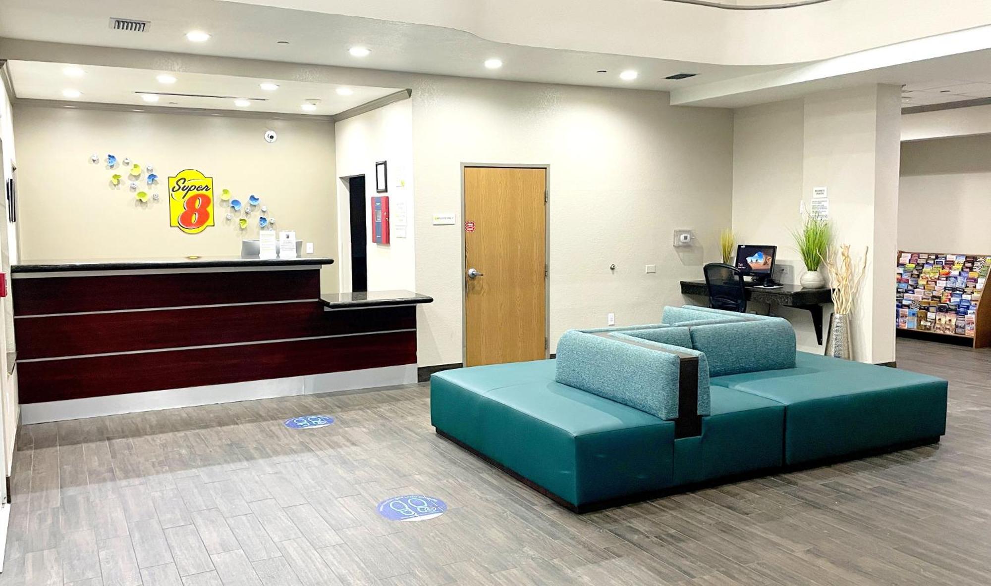 Super 8 By Wyndham San Antonio/Alamodome Area Hotel Luaran gambar