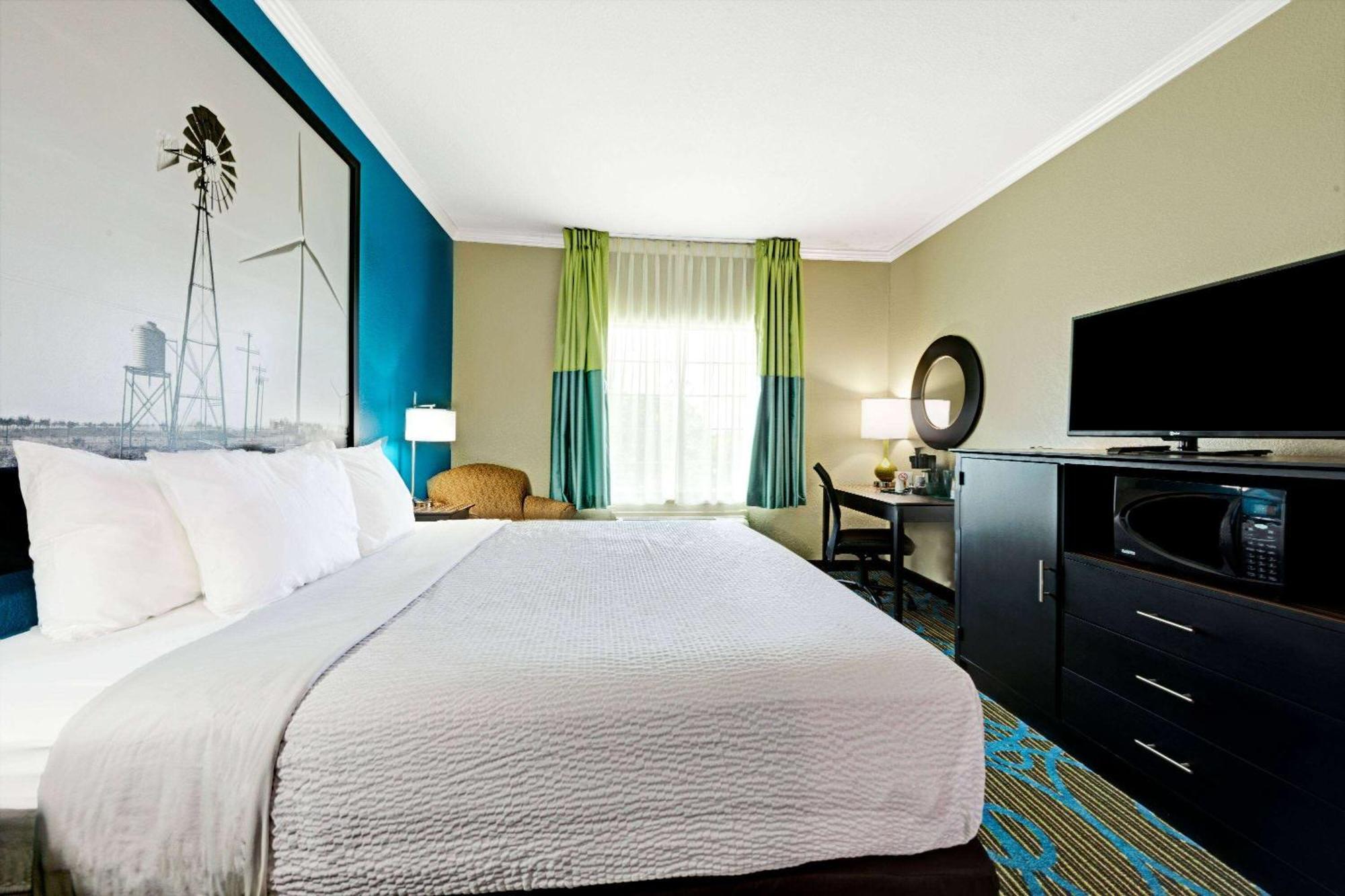 Super 8 By Wyndham San Antonio/Alamodome Area Hotel Luaran gambar